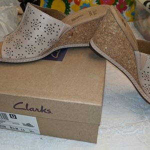 Clarks sandals New nude color